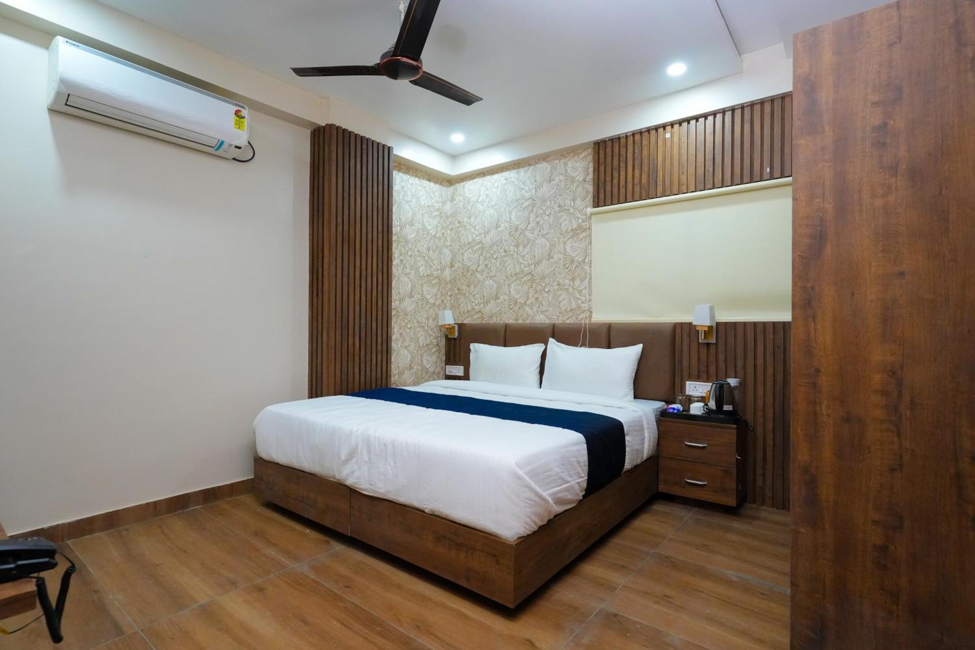 Hotel Pavitra Purnia Экстерьер фото