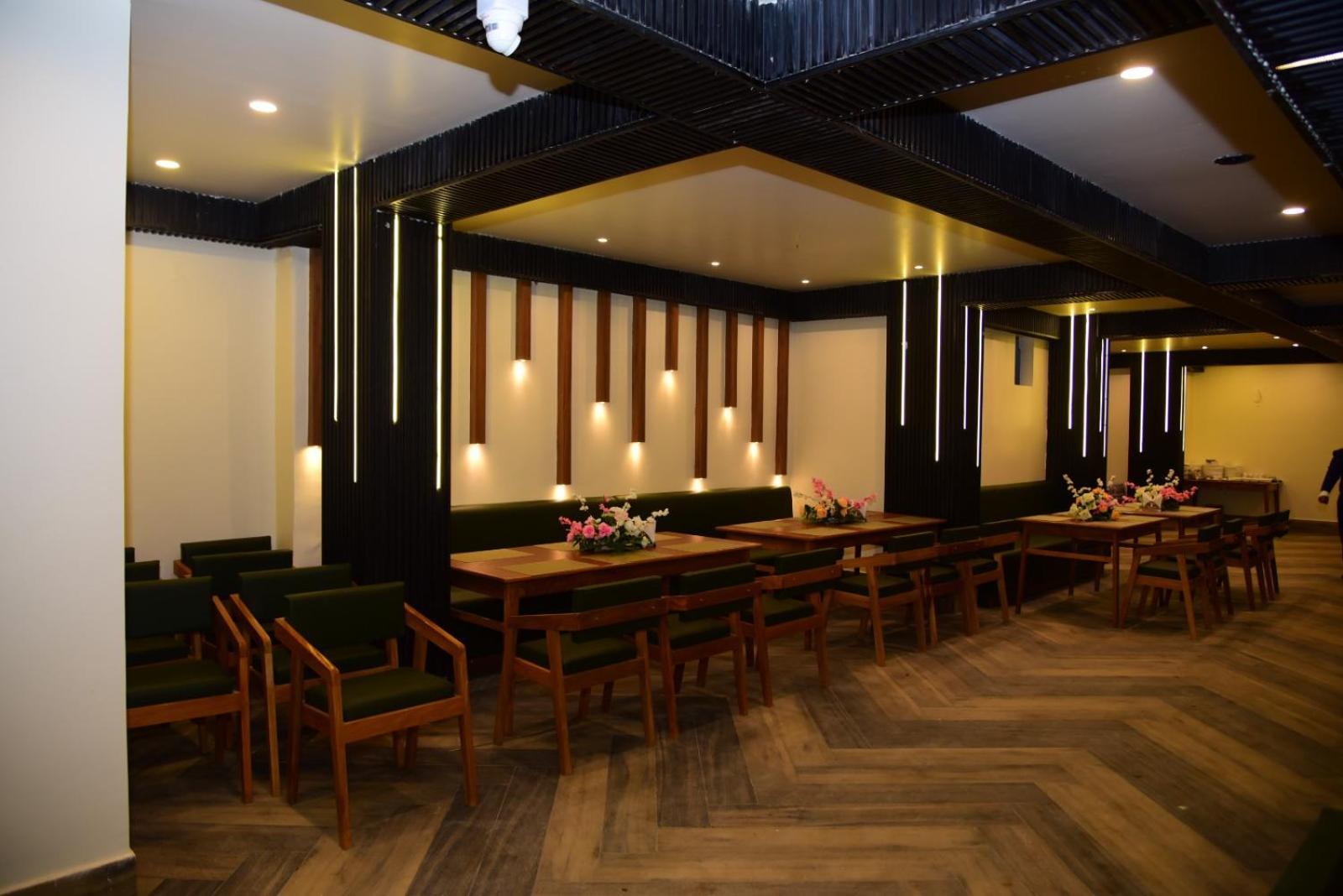Hotel Pavitra Purnia Экстерьер фото